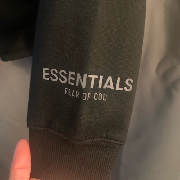 Fear of God essentials hoodie - Picture 2 of 3